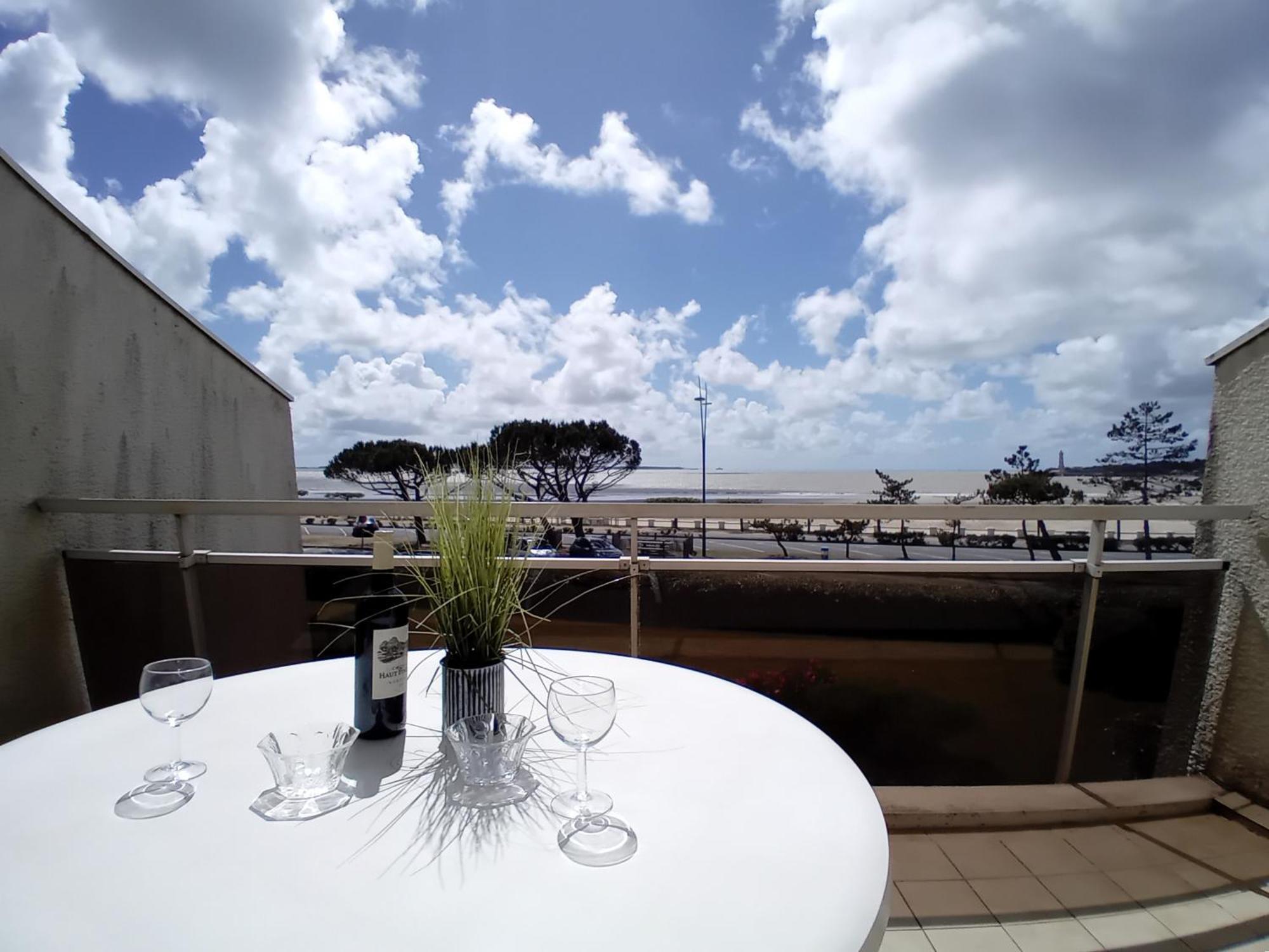 Saint Georges De Didonne - Appartement Face A La Plage - Etoile De Mer Luaran gambar
